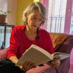 Marta Sanz leyendo